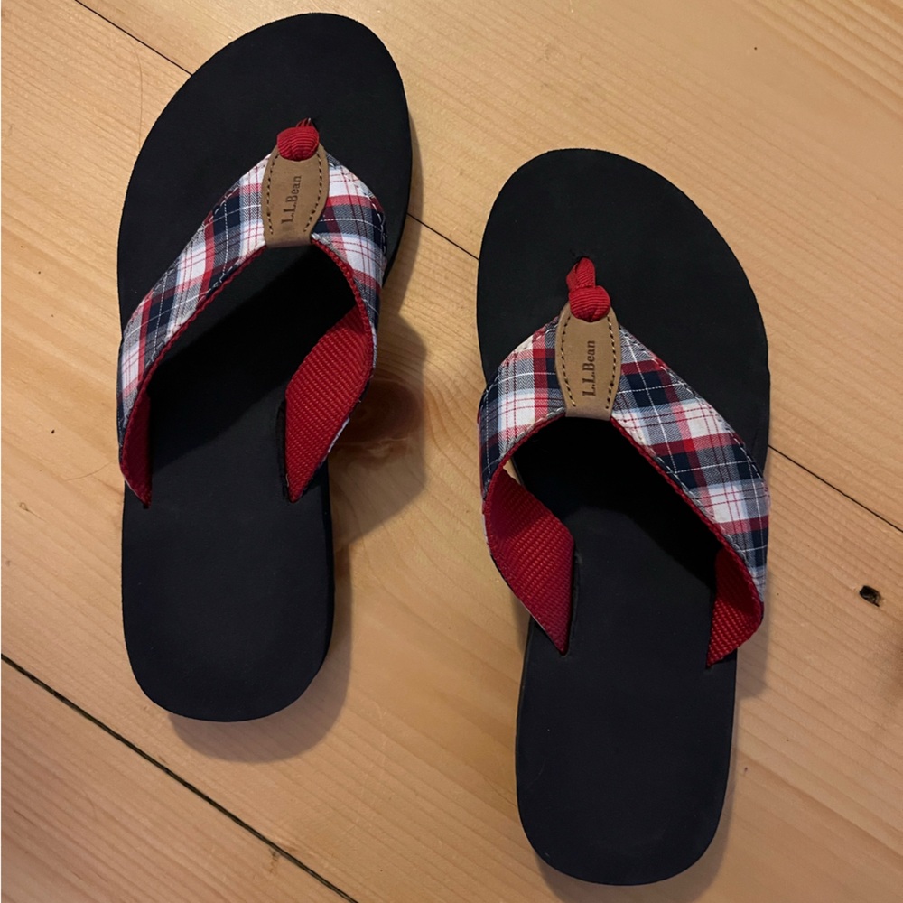 L.L.Bean Blue and Red Plaid Flip Flops
